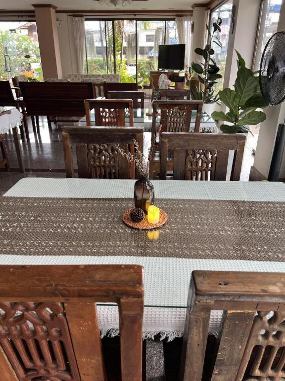 Ritzy House Hotel Csumphon Kültér fotó